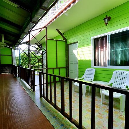 Sand Sea House Phi Phi Adaları Dış mekan fotoğraf